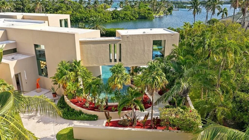Photo of 6610 GULF OF MEXICO DRIVE