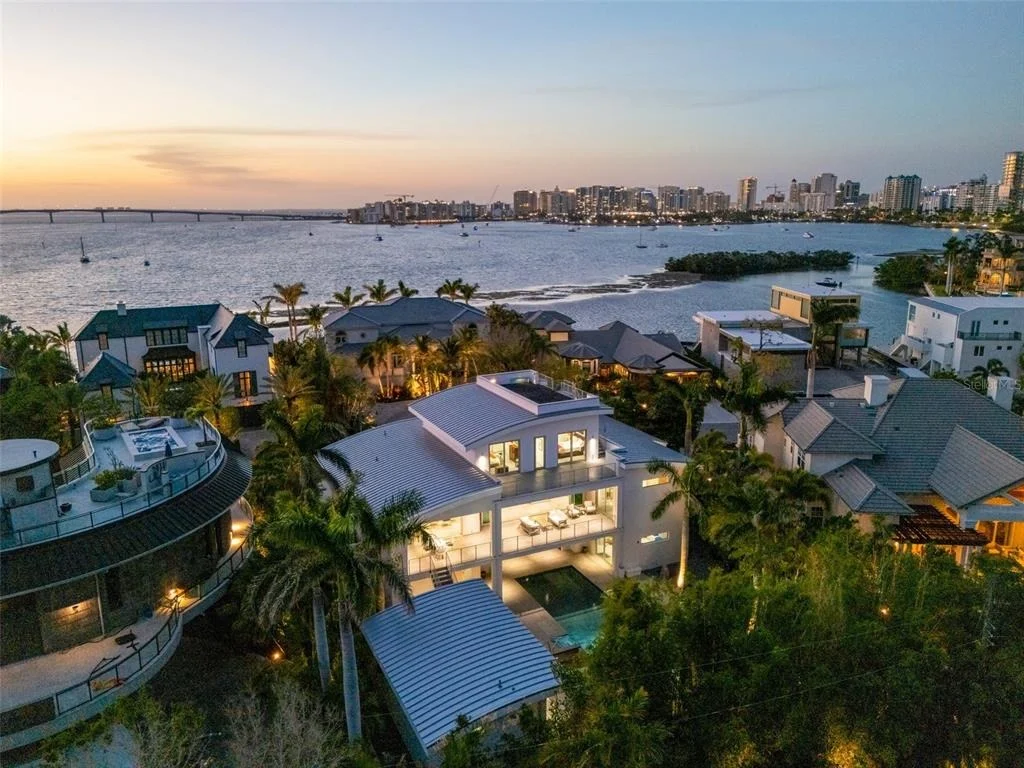 Photo of 1365 HARBOR DRIVE