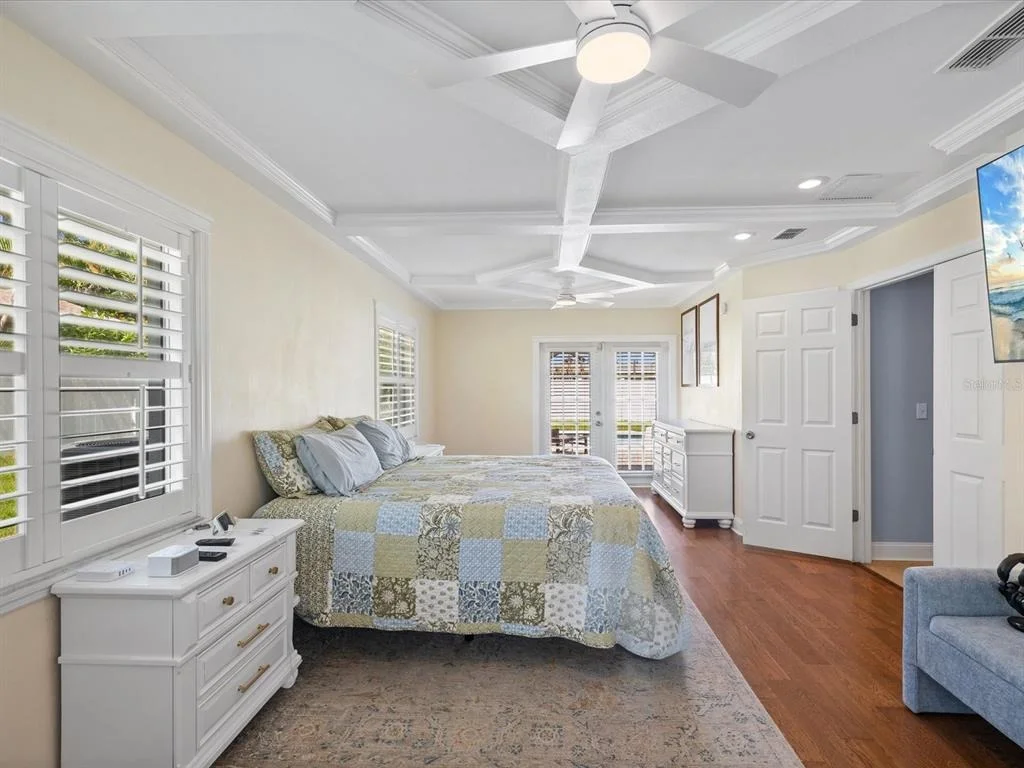 Photo of 118 LIVE OAK LANE