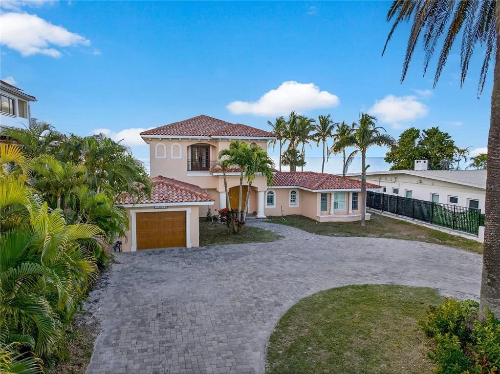 Photo of 16116 GULF BOULEVARD