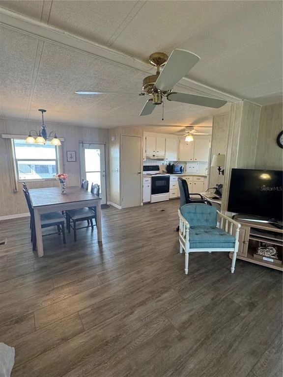 Photo of 40 LAFITTE DRIVE