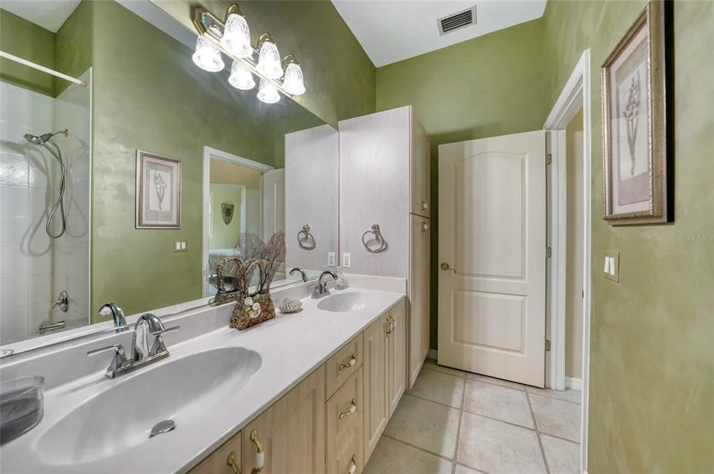 Photo of 26089 TEMPLAR LANE