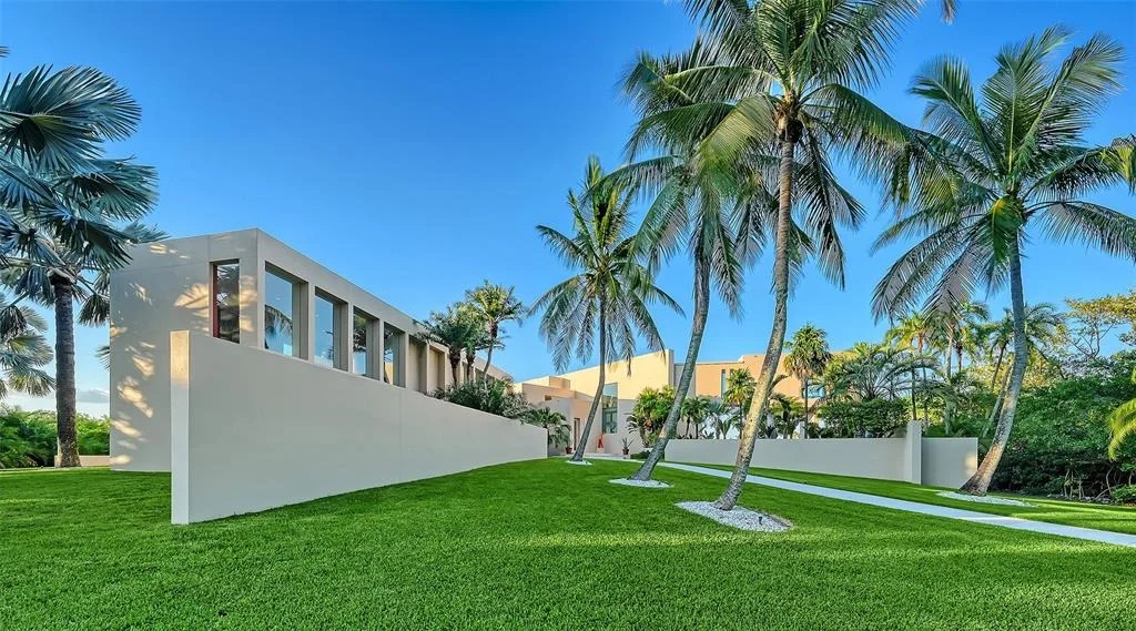 Photo of 6610 GULF OF MEXICO DRIVE