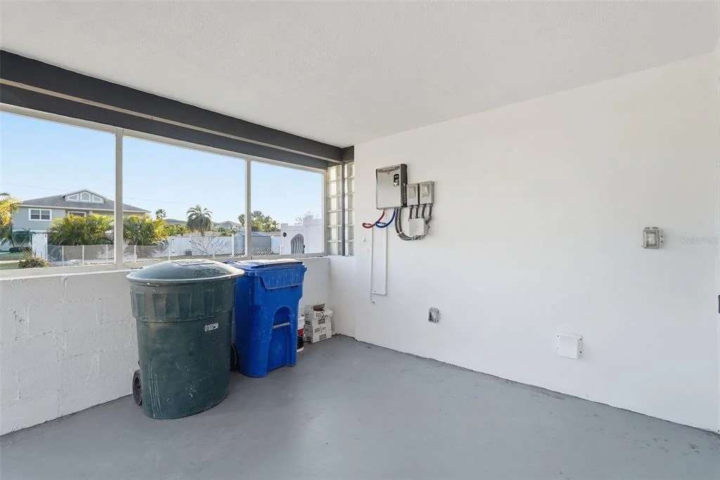 Photo of 2470 DEL RIO WAY