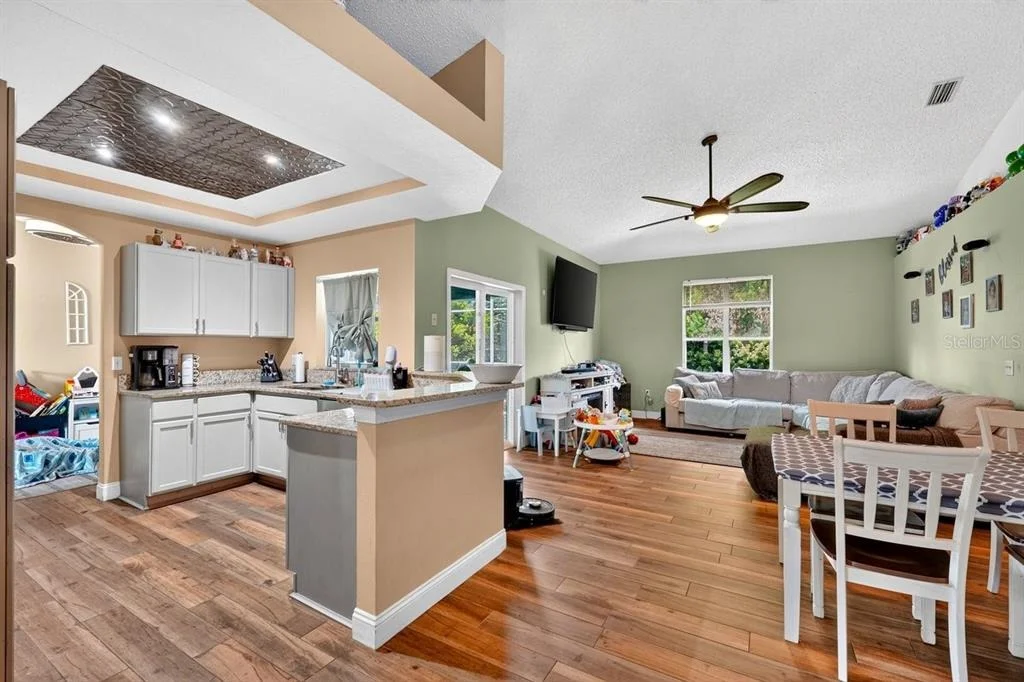 Photo of 800 COLTRA LANE
