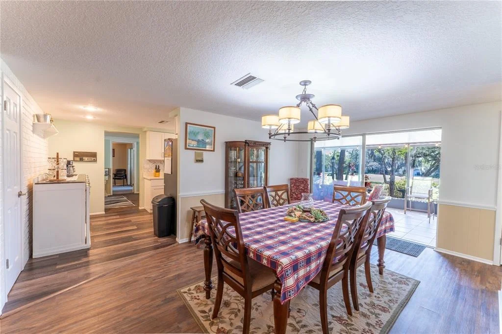 Photo of 8210 VALLEY STREAM LANE
