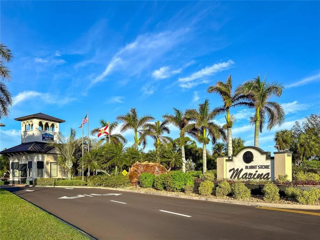 Photo of 6011 KEY LARGO CIRCLE
