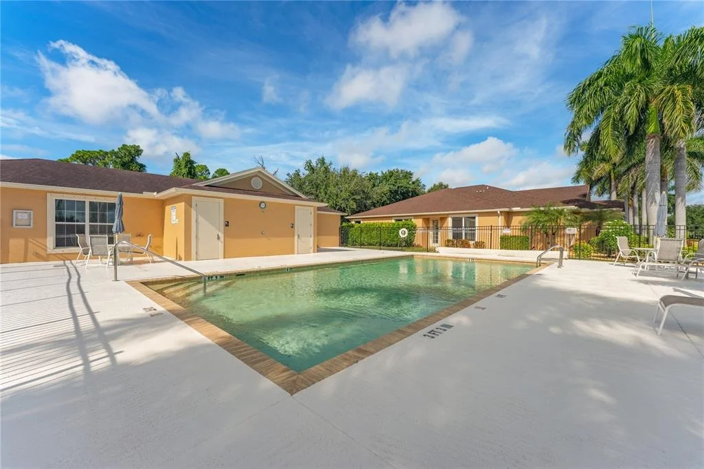 Photo of 4361 TURNBERRY CIRCLE