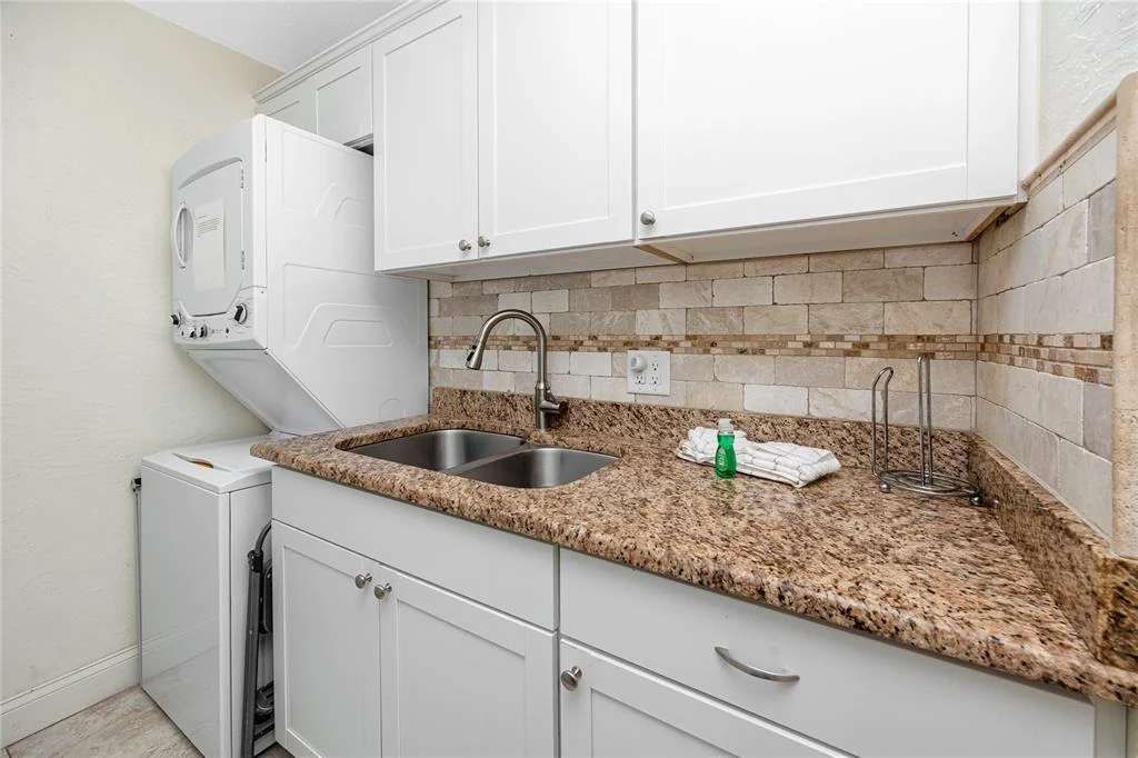 Photo of Unit F at 159 MEDALLION BOULEVARD