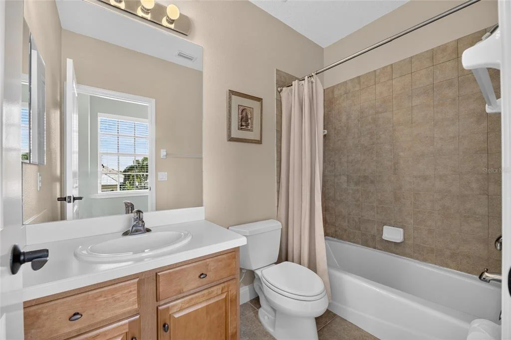 Photo of 715 ISLEBAY DRIVE