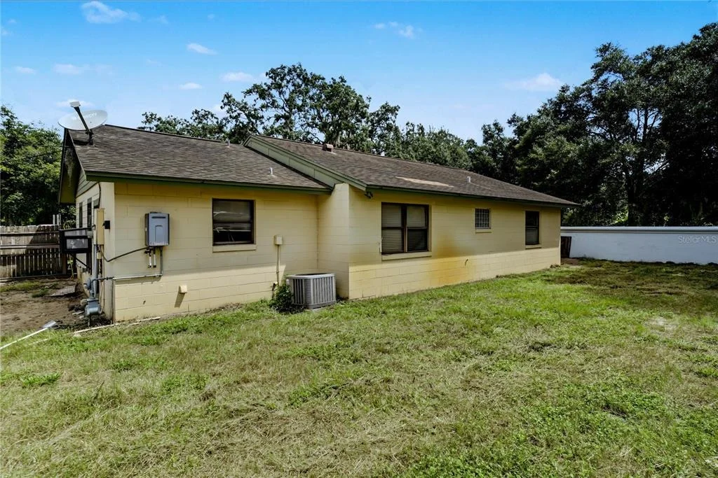 Photo of 9764 GOTHA ROAD
