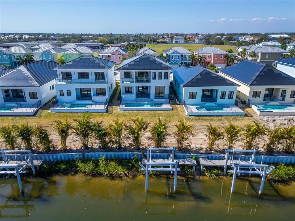 Photo of 6536 SIMONE SHORES CIRCLE