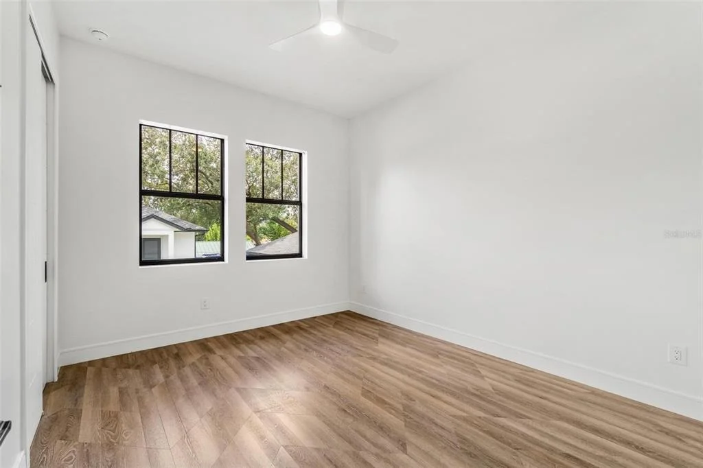 Photo of 401 PARK BOULEVARD
