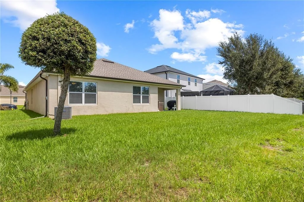 Photo of 10527 PARK MEADOWBROOKE DRIVE