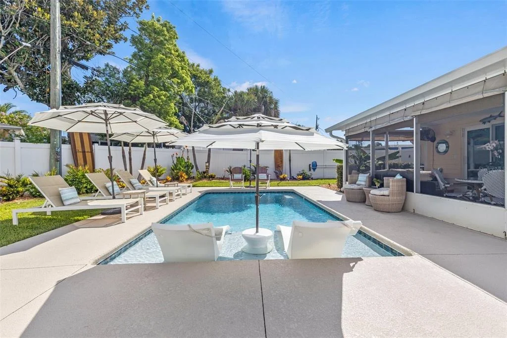 Photo of 67 SEABREEZE DRIVE