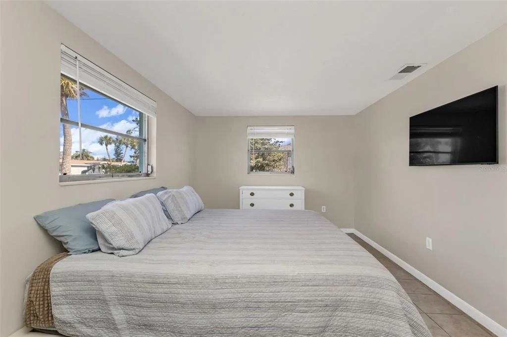 Photo of 960 DARWIN ROAD