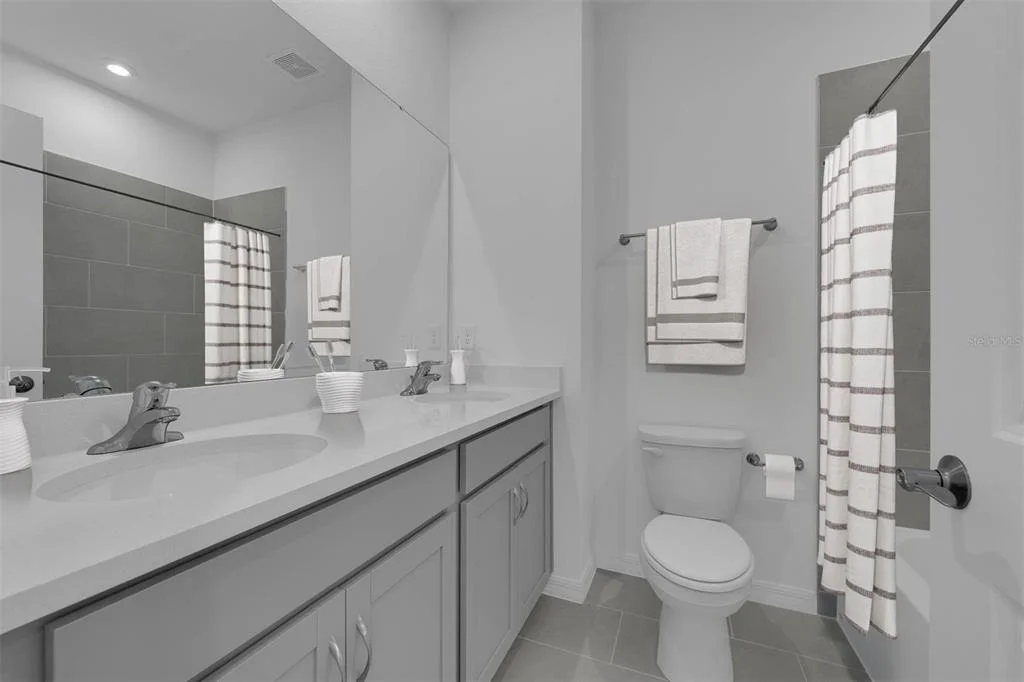 Photo of 1853 HORSETAIL DRIVE