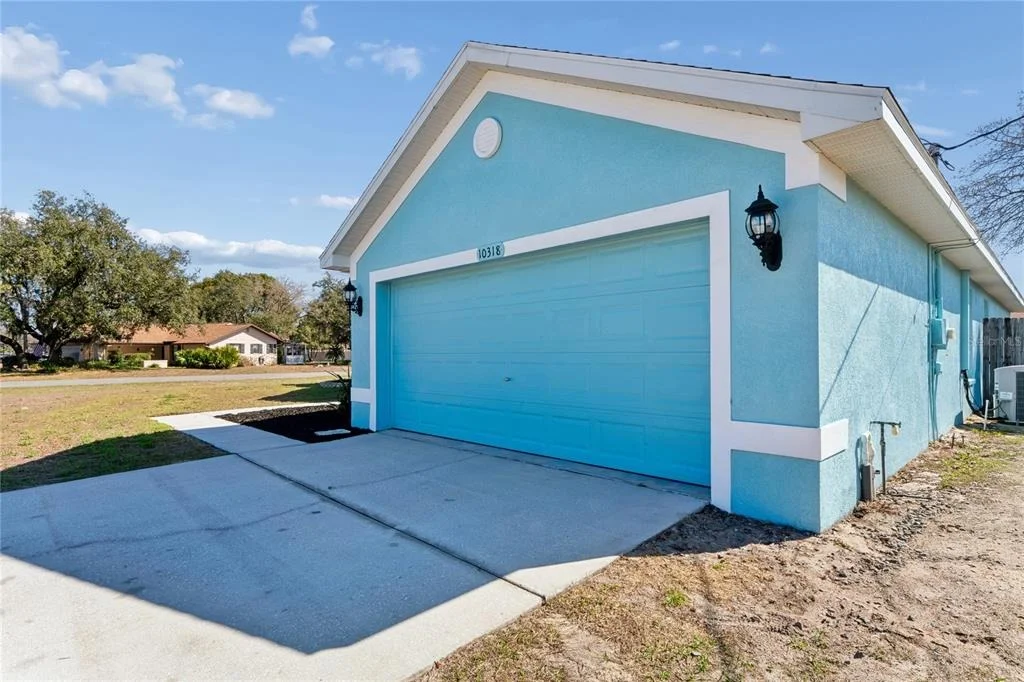 Photo of 10318 GIFFORD DRIVE