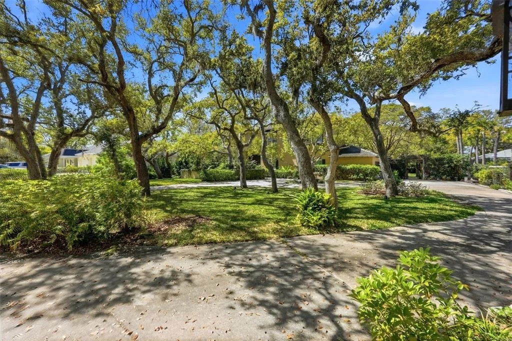 Photo of 10785 DANIELLE DRIVE