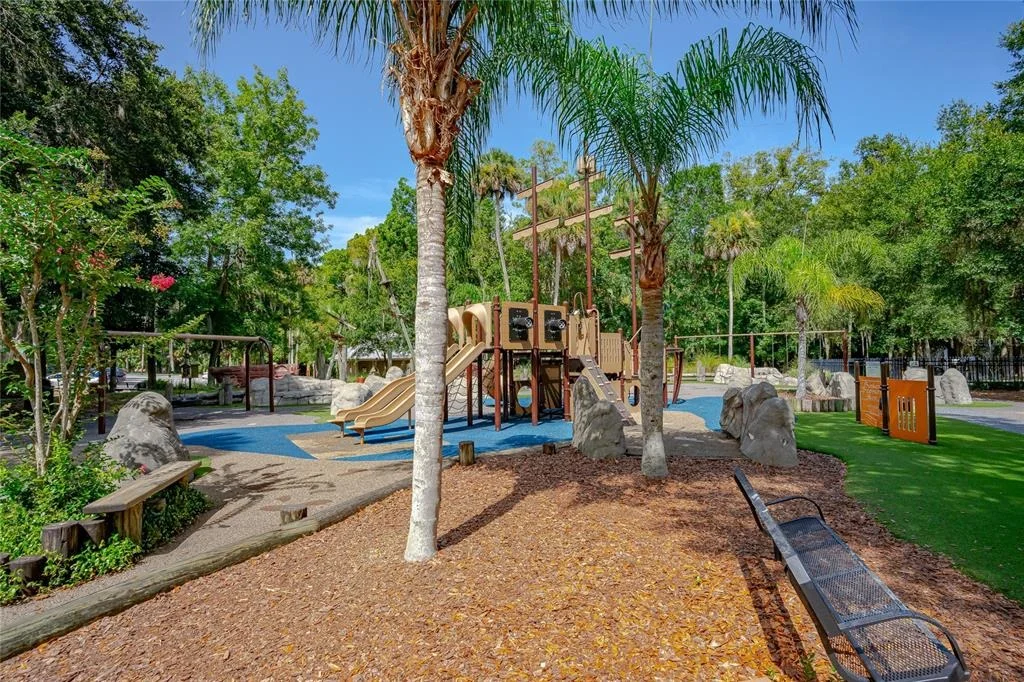 Photo of 460 CHAMPAGNE CIRCLE