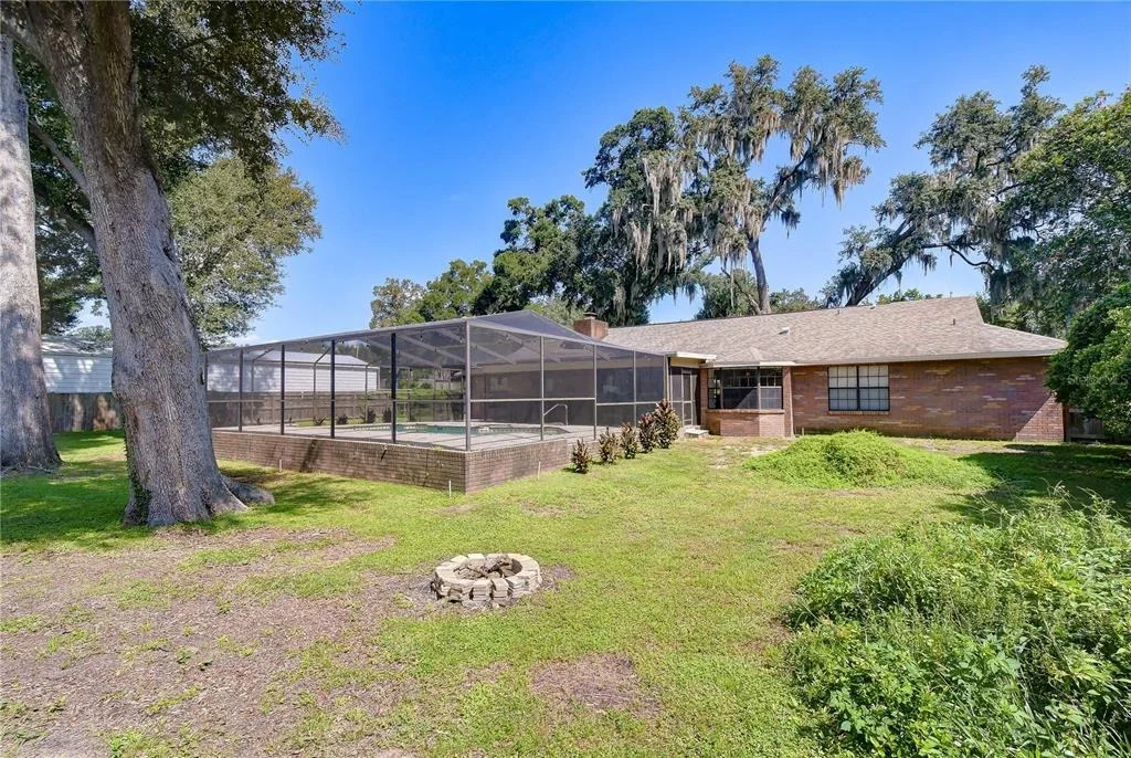 Photo of 1101 OAKRIDGE MANOR DRIVE