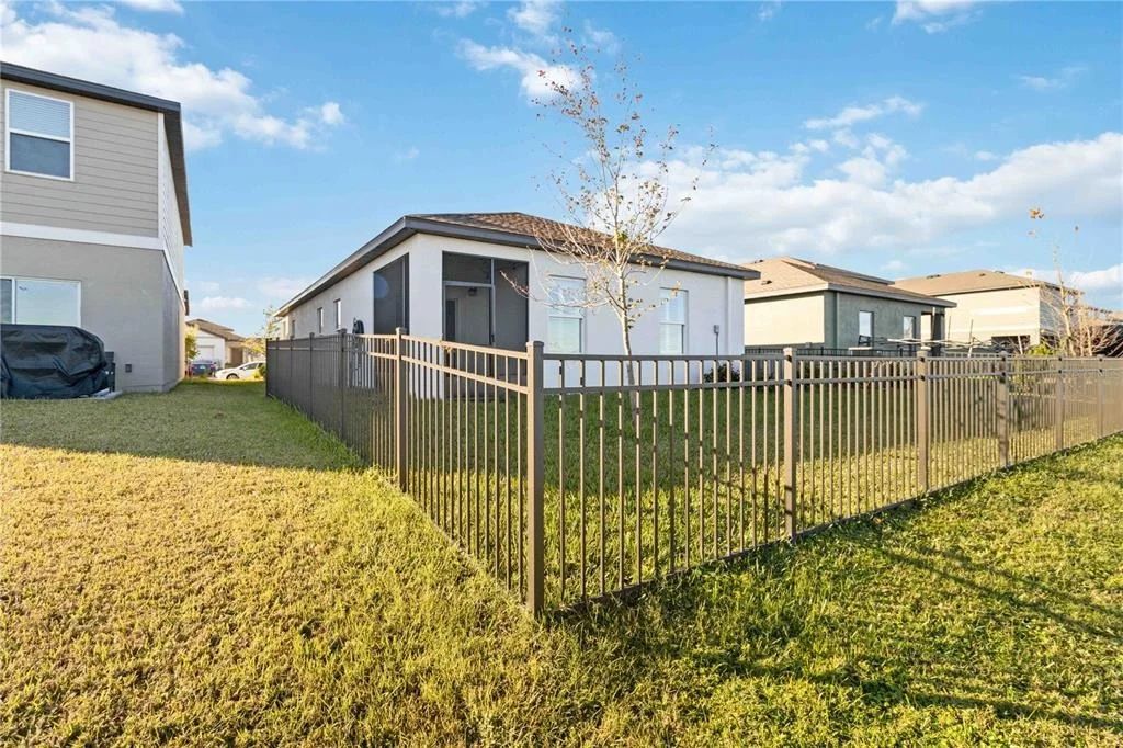 Photo of 10435 LADYBUG COVE