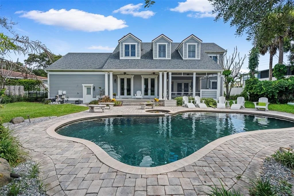 Photo of 2 HICKORY LANE