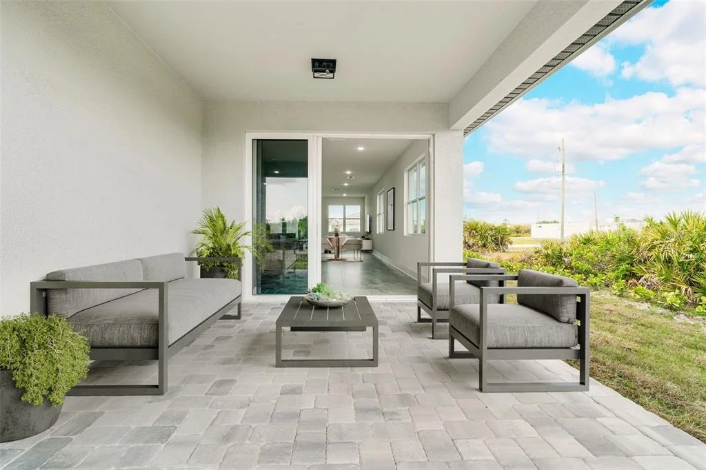 Photo of 384 BAYTREE DRIVE