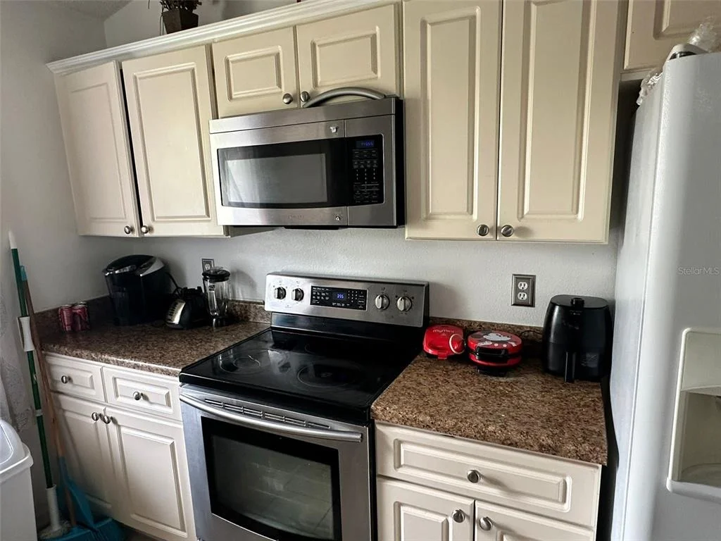 Photo of 242 DURANGO LOOP STREET