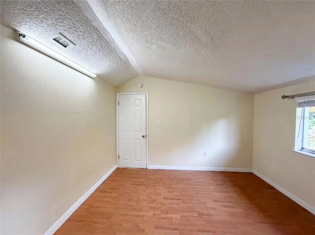 Photo of 722 VIRGINIA LANE