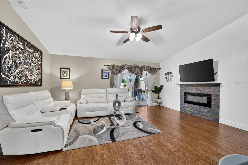 Photo of 5115 PECAN ROAD