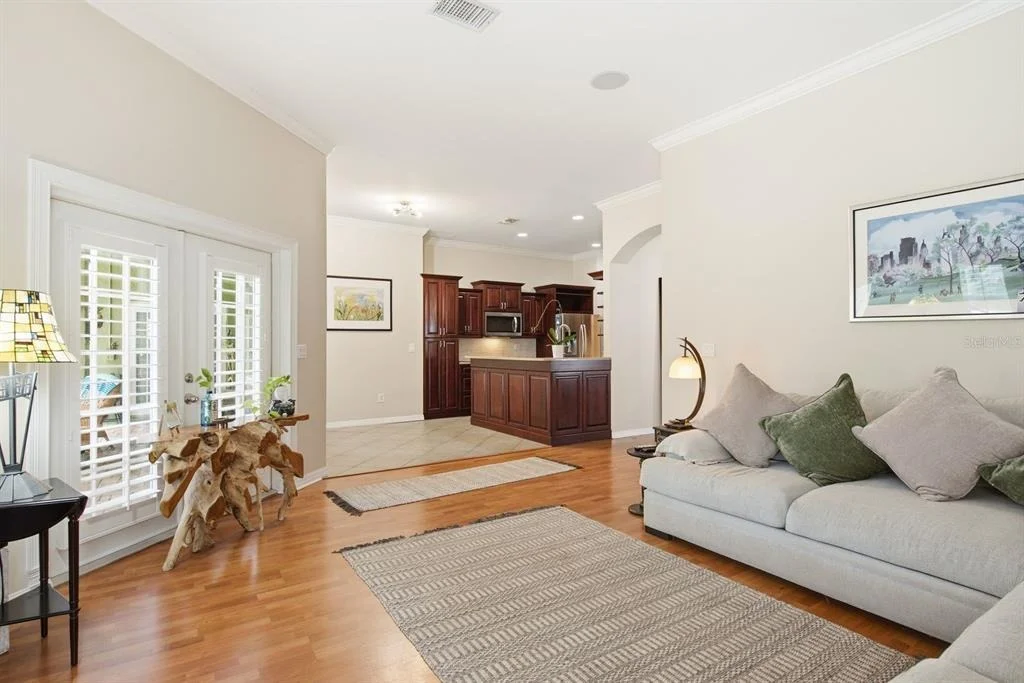 Photo of 141 OLD OAK CIRCLE