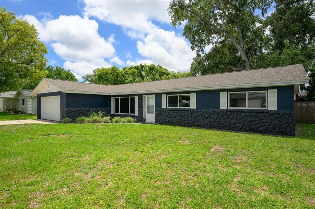 Photo of 110 CAMBRIDGE DRIVE