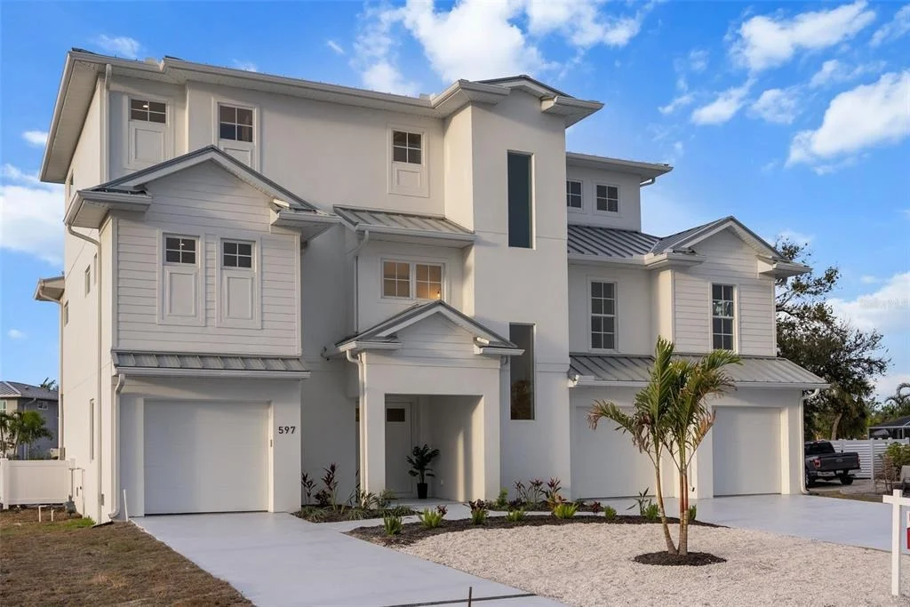 Photo of 597 BUTTONWOOD DRIVE