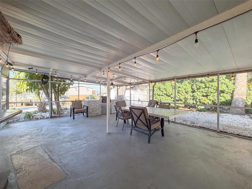Photo of 6827 SANDERLING LANE