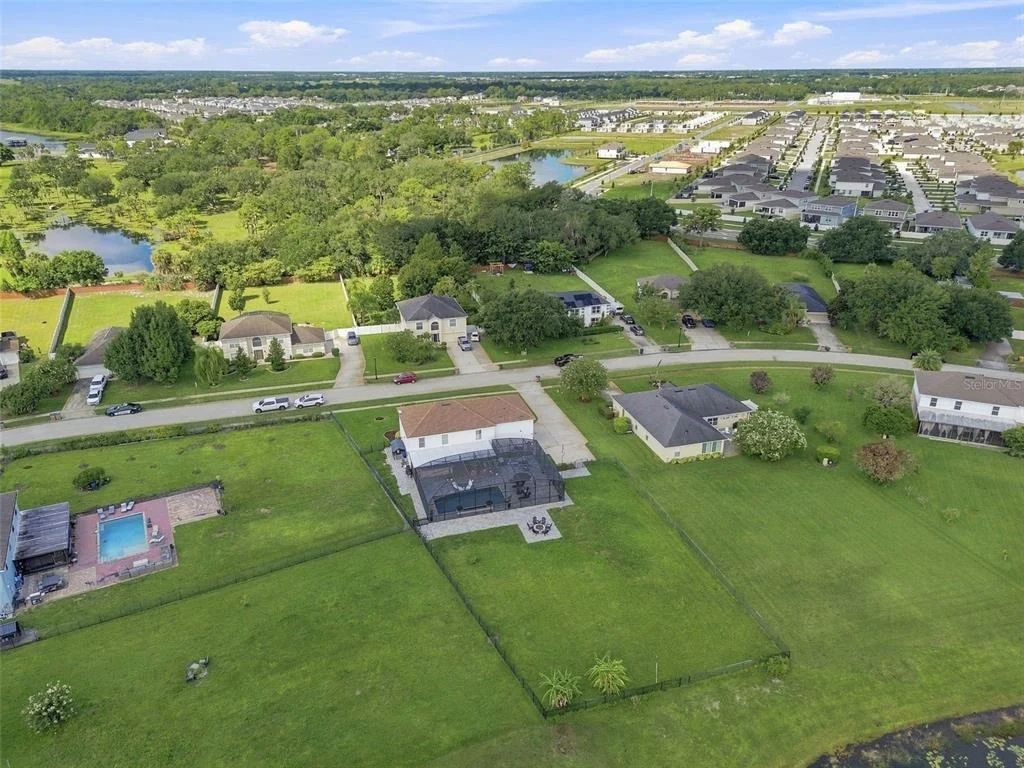 Photo of 6113 WATERFIELD WAY