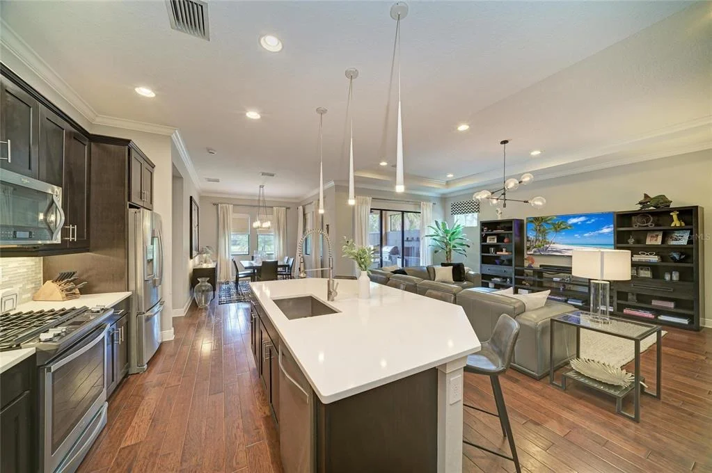 Photo of 10121 MARBELLA DRIVE