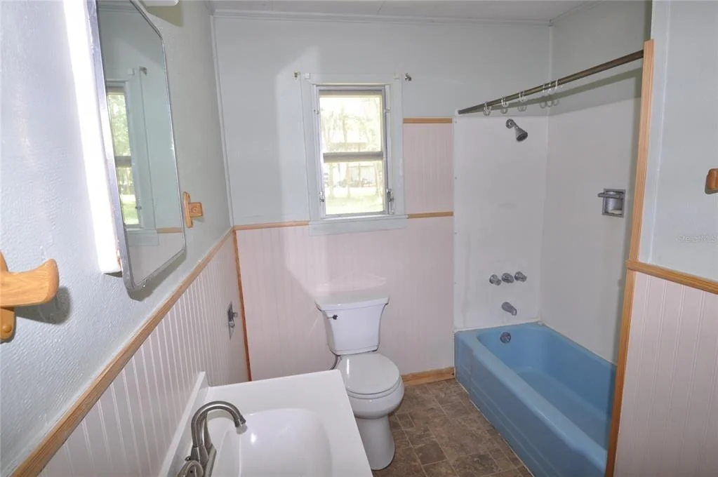 Photo of 18491 NE STATE ROAD 121