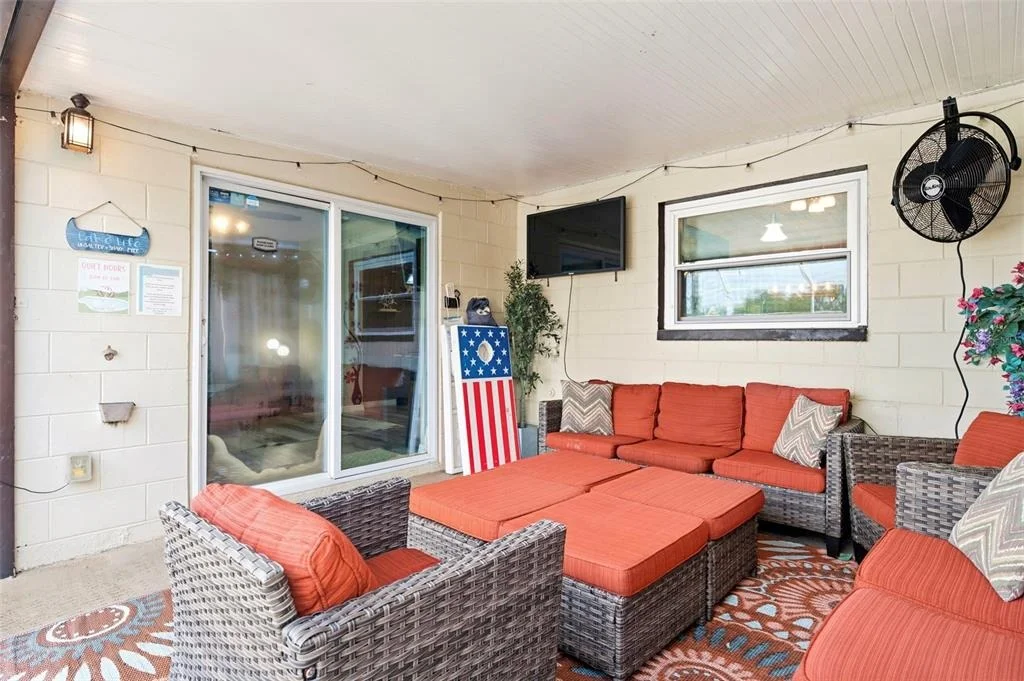 Photo of 2460 BEACON GROVES BOULEVARD