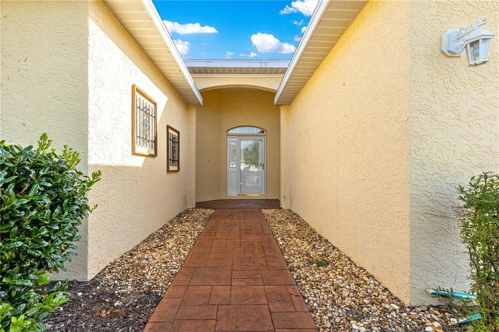 Photo of 8084 SW 81 LOOP