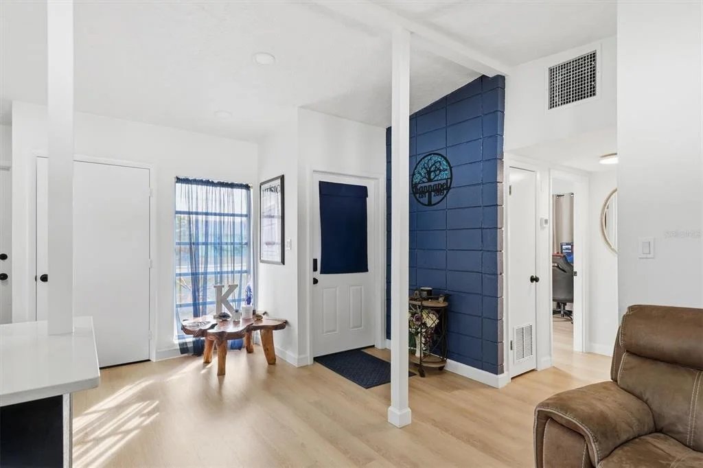Photo of 4643 BROOKSDALE DRIVE