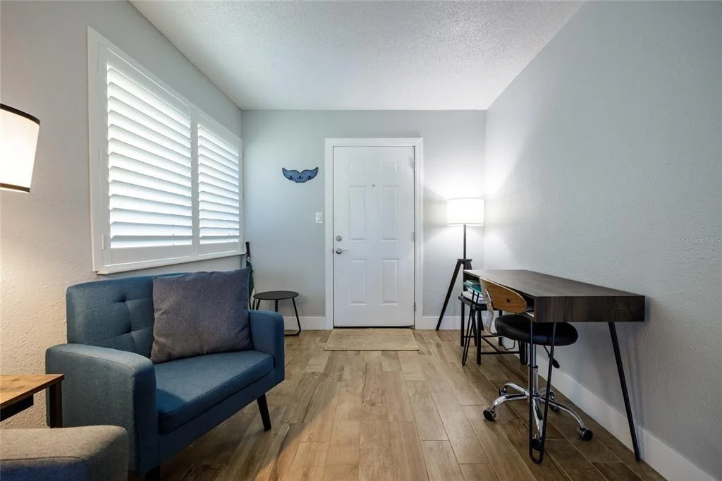 Photo of 7 NEPTUNE PARK DR.