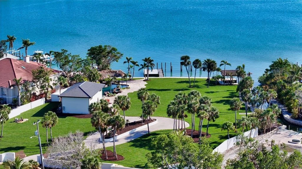 Photo of 684 FREELING DRIVE