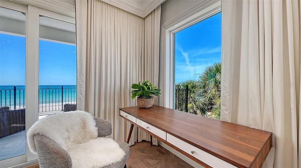 Photo of 6529 GULFSIDE ROAD