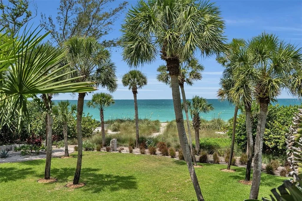 Photo of 8132 SANDERLING ROAD