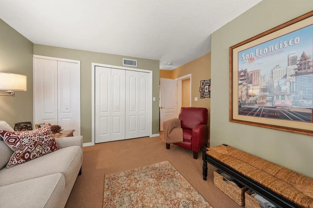 Photo of 1718 MEREDITH LANE