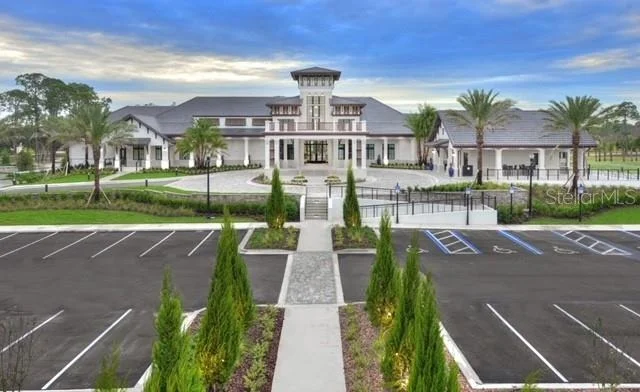 Photo of 823 CREEKWOOD DRIVE