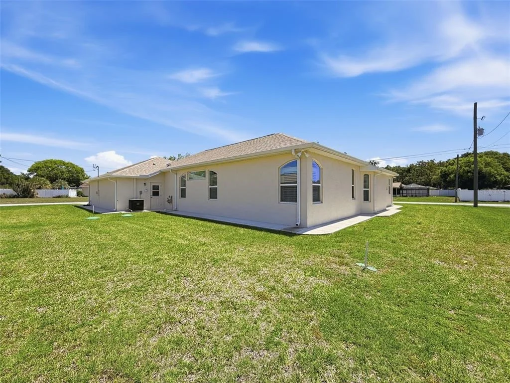 Photo of 1321 VALIANT AVENUE
