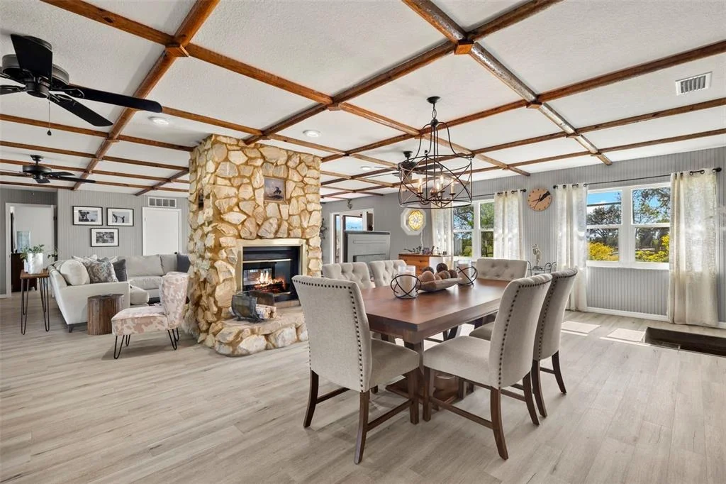 Photo of 2222 SE MCCLELLAND DRIVE