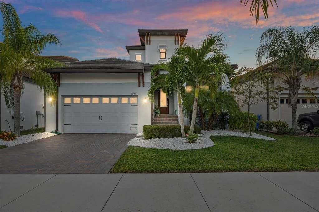 Photo of 1025 SEAGRAPE DRIVE